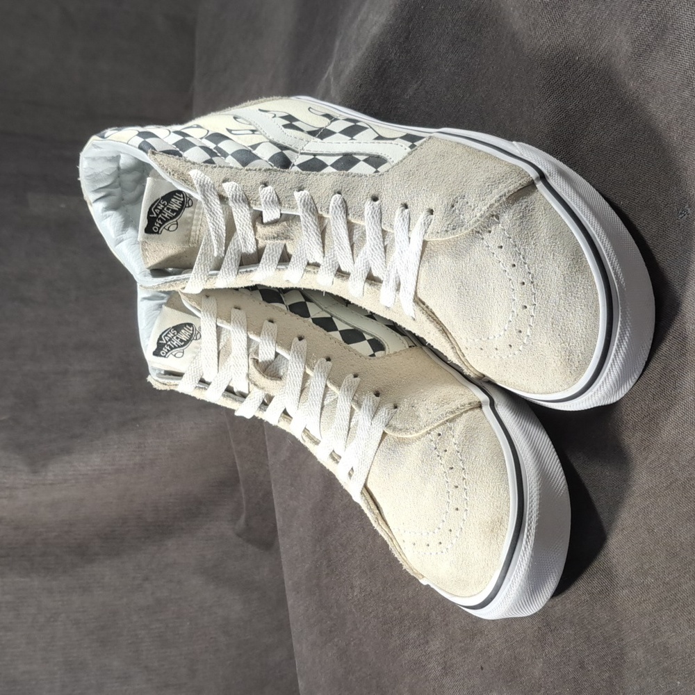 Vans Sk8-Hi White Black Checkerboard Flames Suede Canvas Sneakers G- US 10